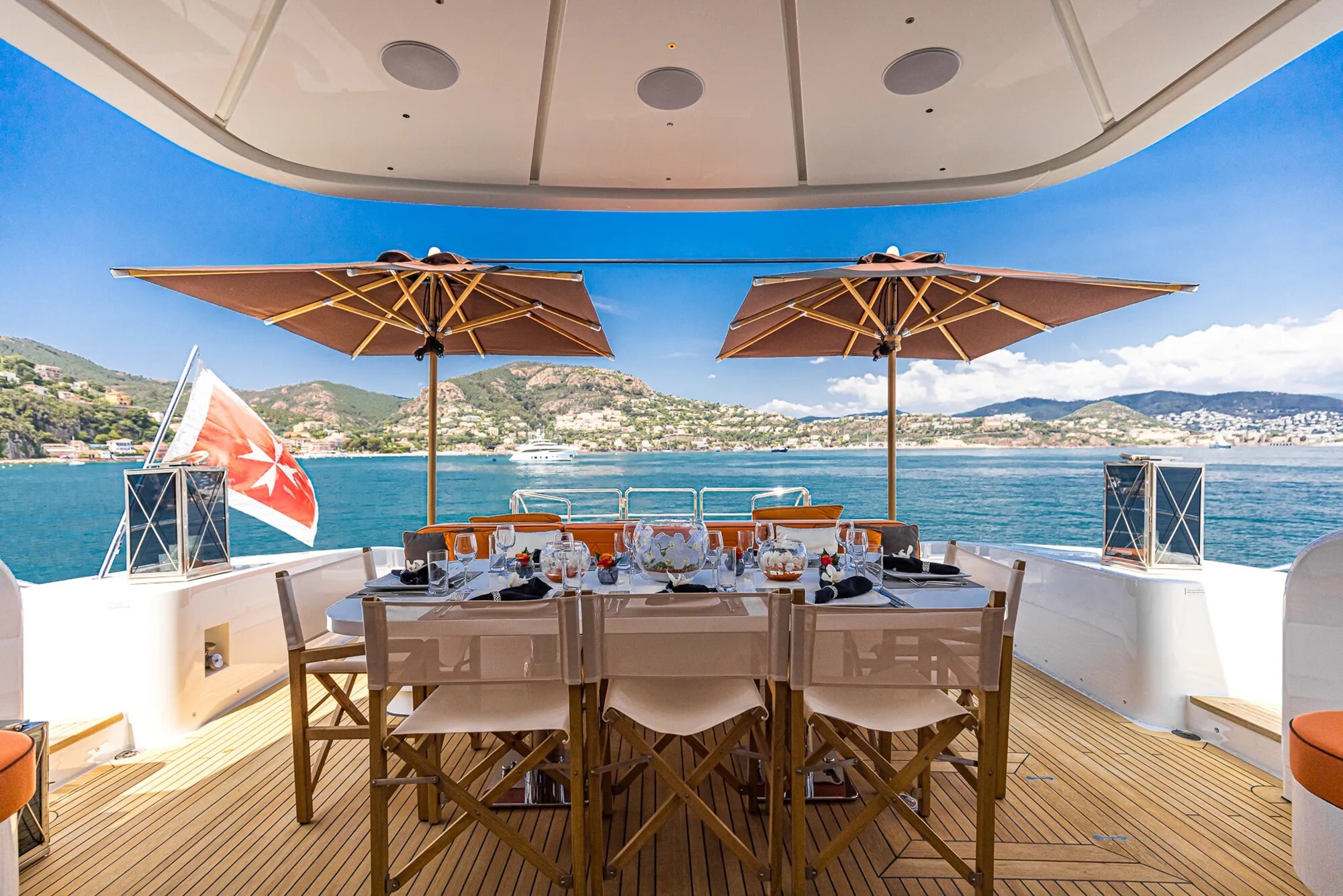 Aboard SVEA a 111ft (34.1m) luxury motor yacht , built by CANTIERE NAVALE ARNO in 2005