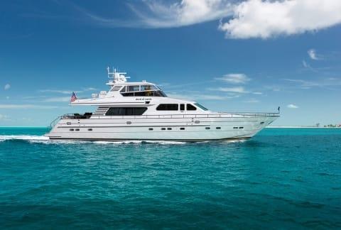 Aboard DECK OF CARDS a 82ft (24.99m) luxury motor yacht , built by HORIZON in 2001