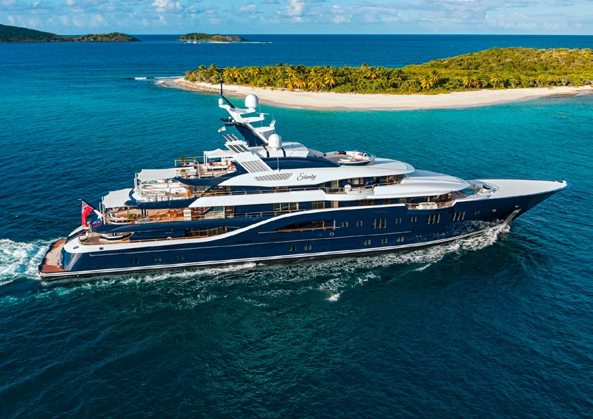 Aboard SOLANDGE a 279ft (85.1m) luxury motor yacht , built by LüRSSEN in 2013