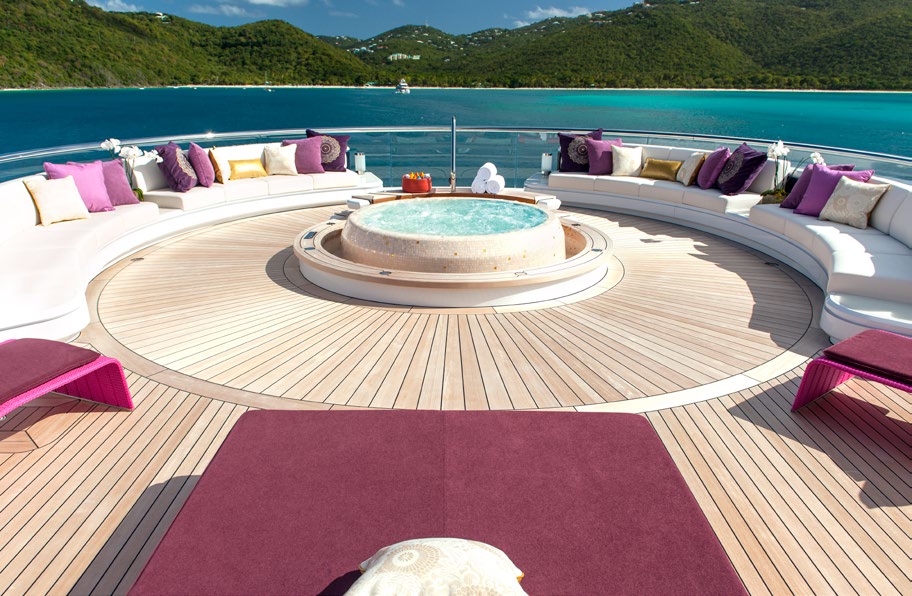 Aboard SOLANDGE a 279ft (85.1m) luxury motor yacht , built by LüRSSEN in 2013