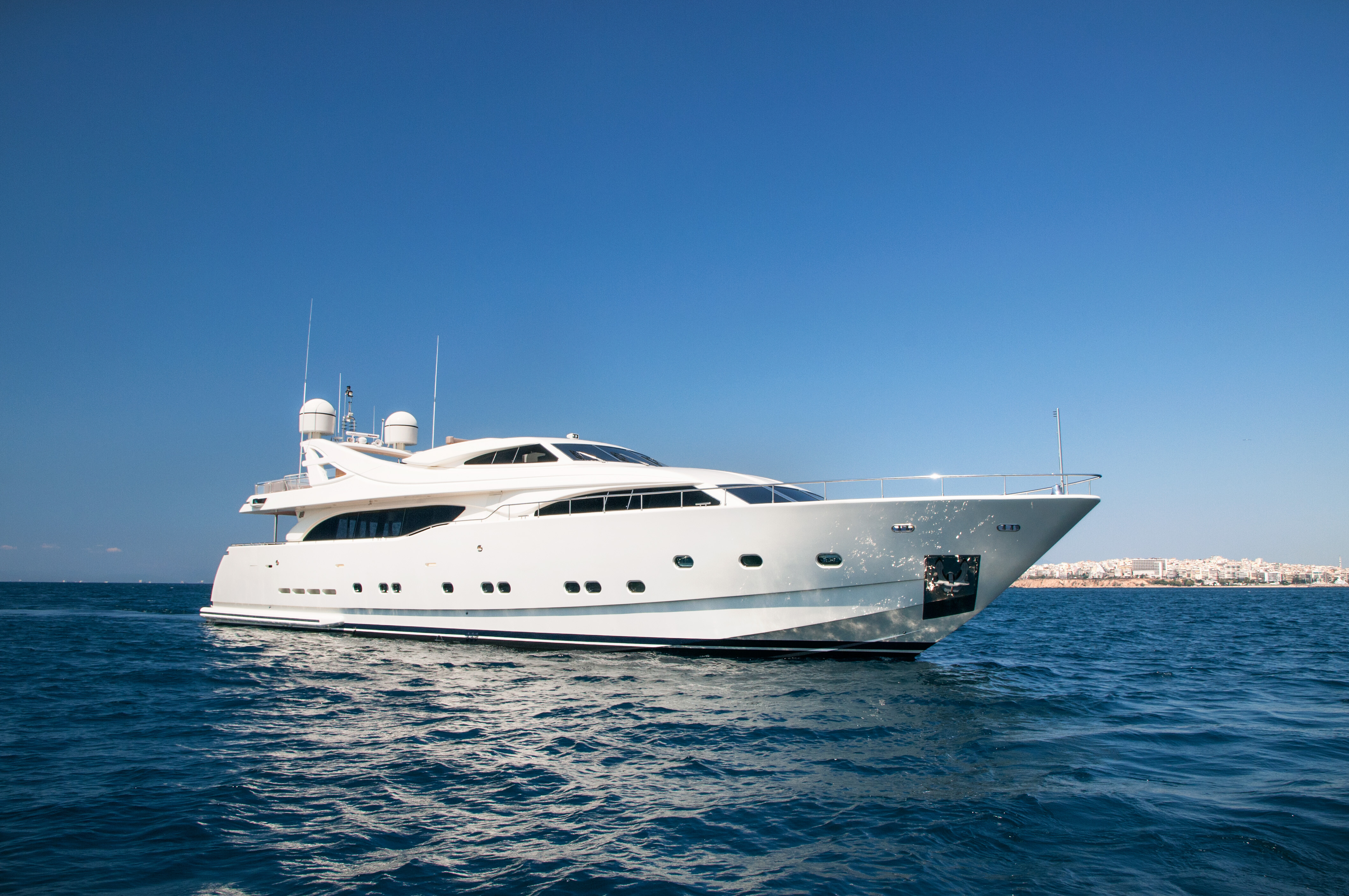 Aboard WHISPER V a 111ft (34m) luxury motor yacht for Charter available with Fraser Yachts, built by FERRETTI CUSTOM LINE in 2002