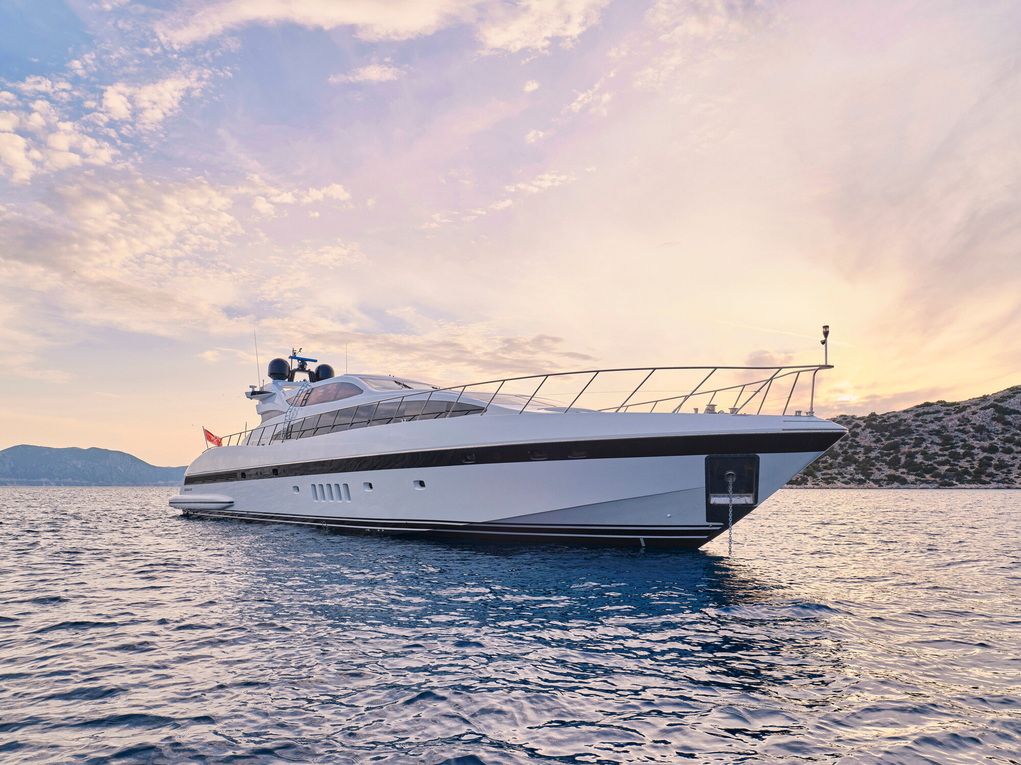 Aboard WET PANTHER a 103ft (31.4m) luxury motor yacht for Charter available with Fraser Yachts, built by OVERMARINE in 2006