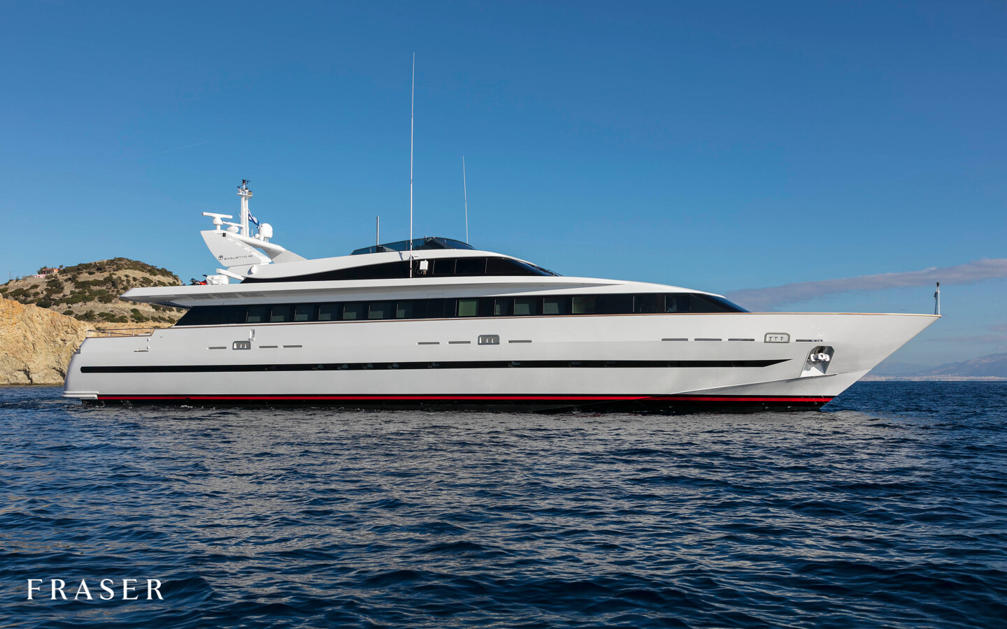 Aboard SOLE DI MARE a 115ft (35.25m) luxury motor yacht for Charter available with Fraser Yachts, built by BAGLIETTO in 2000