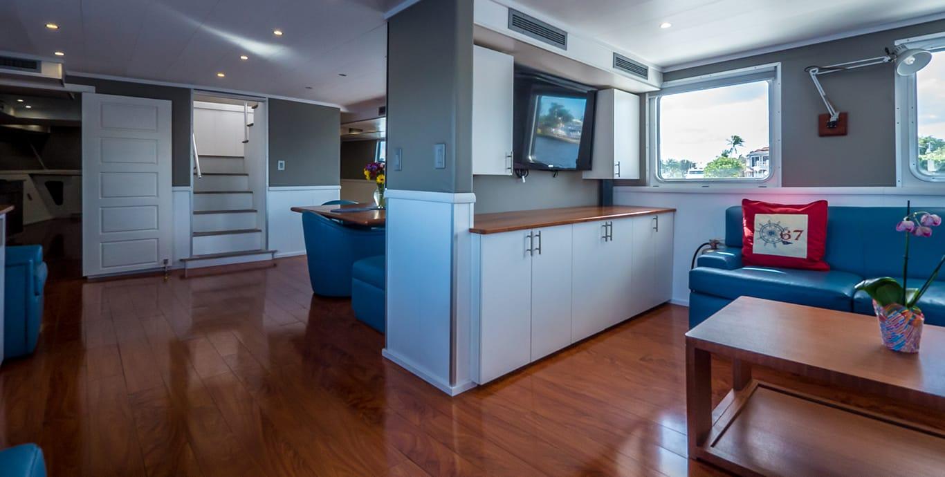Aboard CARE BEAR a 95ft (28.96m) luxury motor yacht , built by OCEAN VOYAGER in 2013