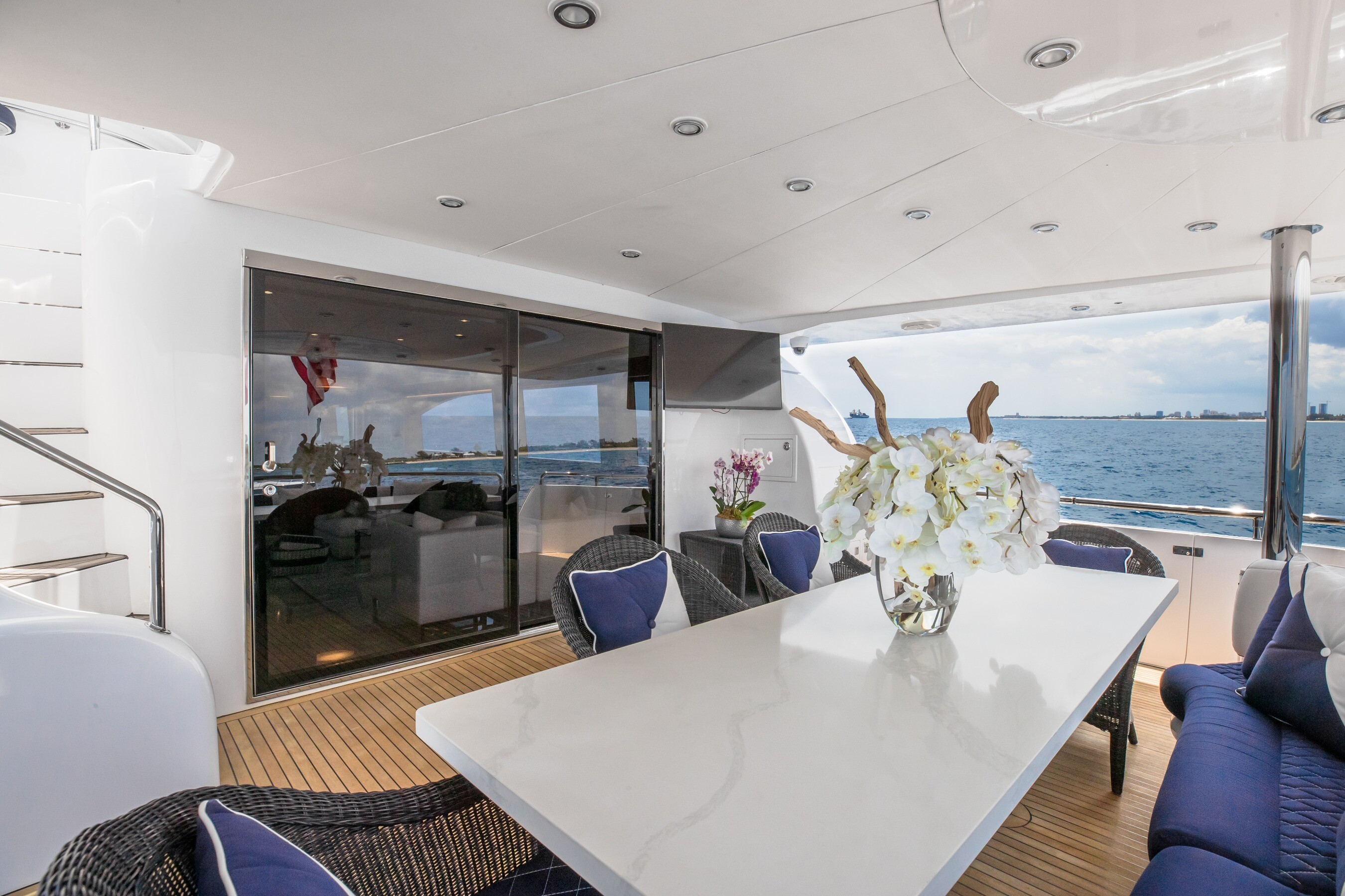 Aboard BAD DADDY a 94ft (28.67m) luxury motor yacht , built by HORIZON in 2005