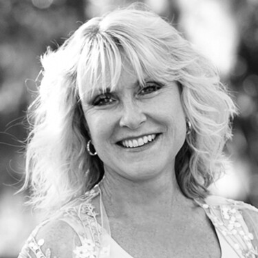 Debra-Blackburn-WfksWJjy.jpg