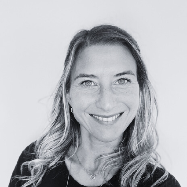 Lucia Pino - Crewing Consultant - Fraser