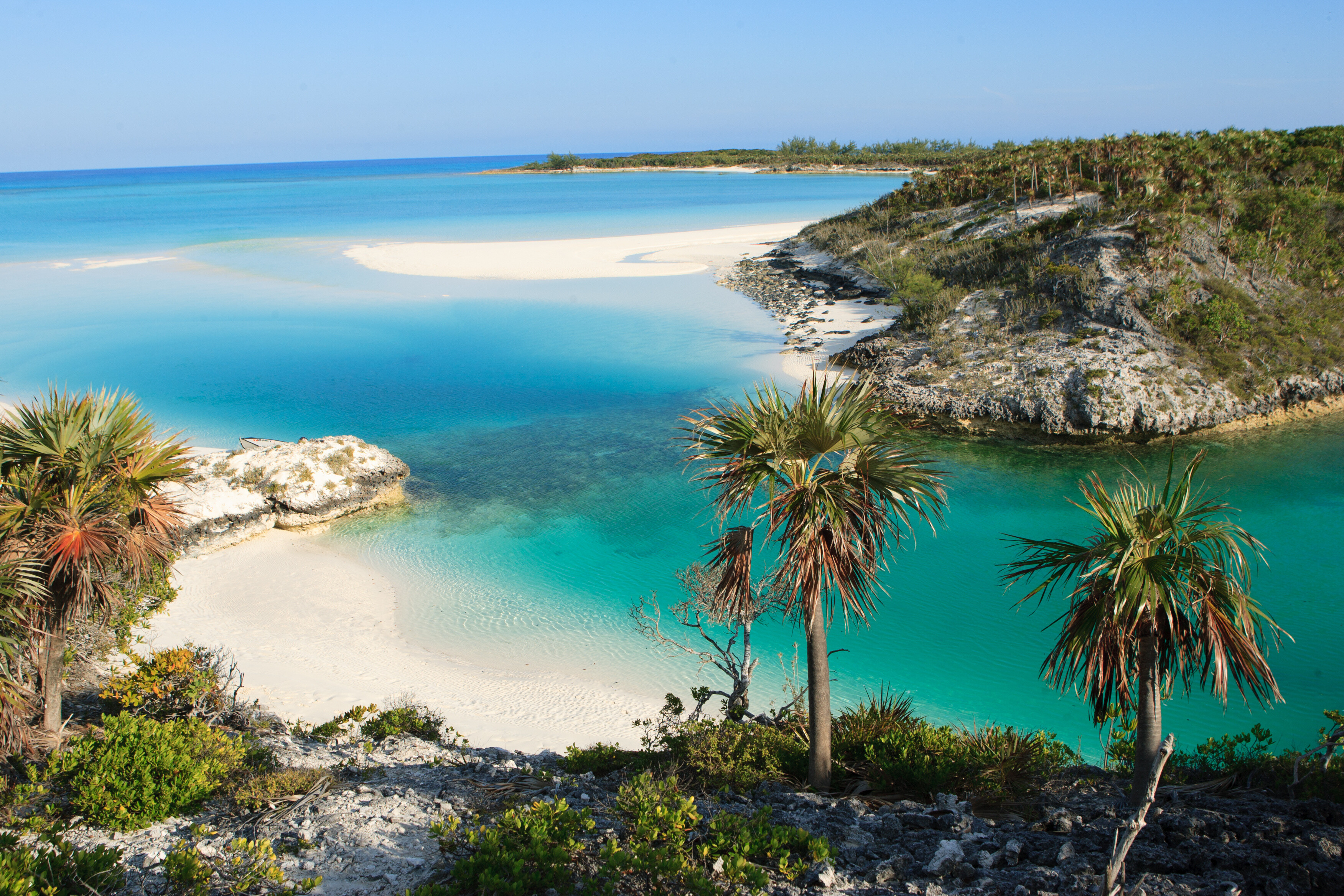 Isolated paradise beach on Shroud Cay in the Exumas, Bahamas—white sand, turquoise shallows, and total tranquility inside Warderick Wells Land and Sea Park | Fraser Yachts