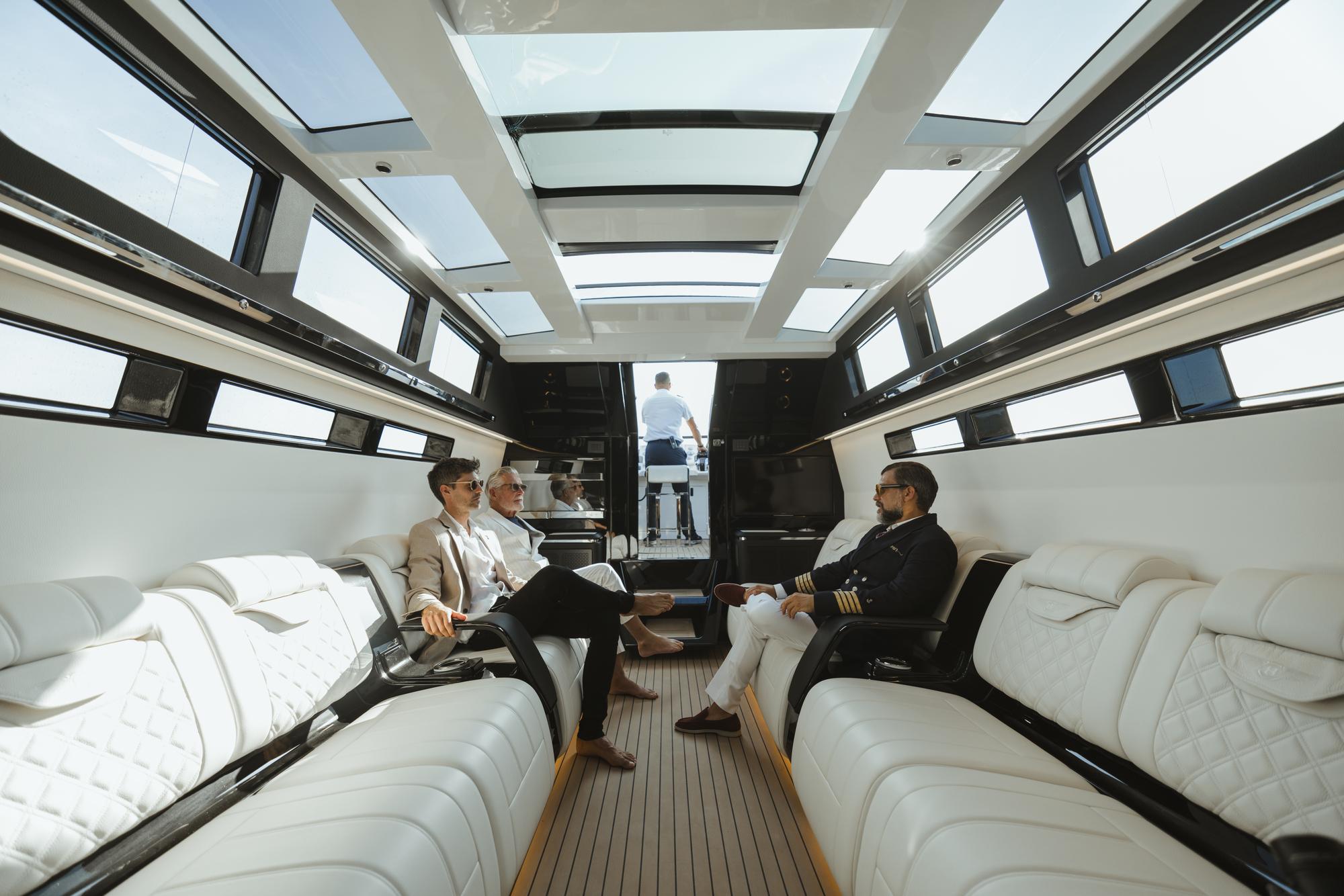 emir-lifestyle-onboard-limo-tender_fraseryachts-OX8A3Ma1.jpg