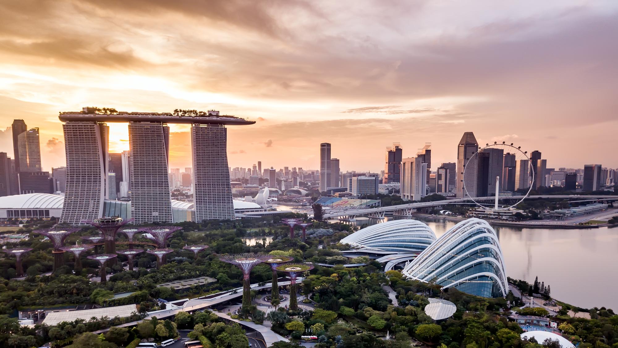 Meet the dedicated team at Fraser Yachts' Singapore office. | Singapore, Fraser Yachts, yacht brokerage, professional team | FRASER