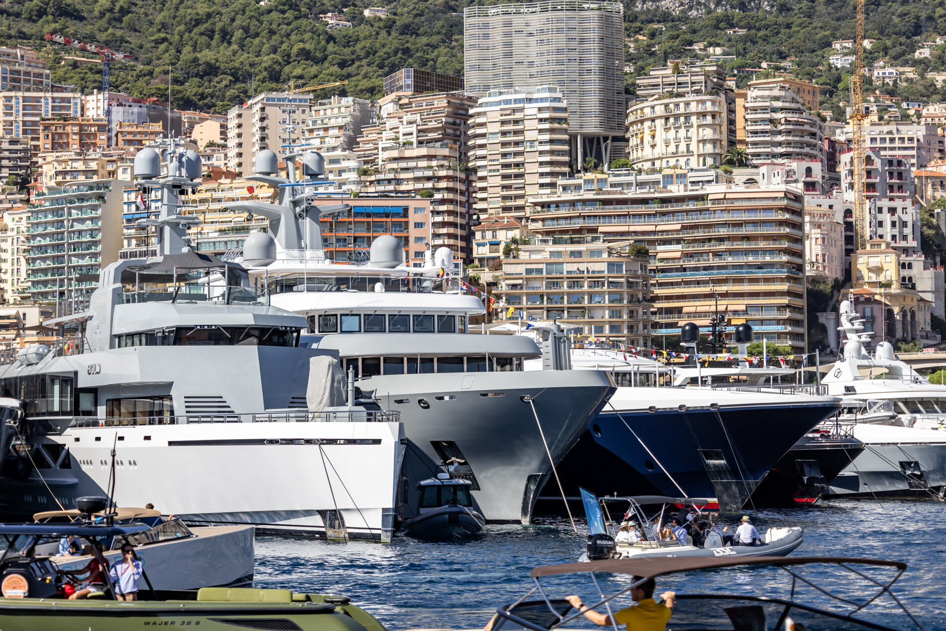 superyacht-sell-your-yacht_fraseryachts-h8zhwRmQ.jpg
