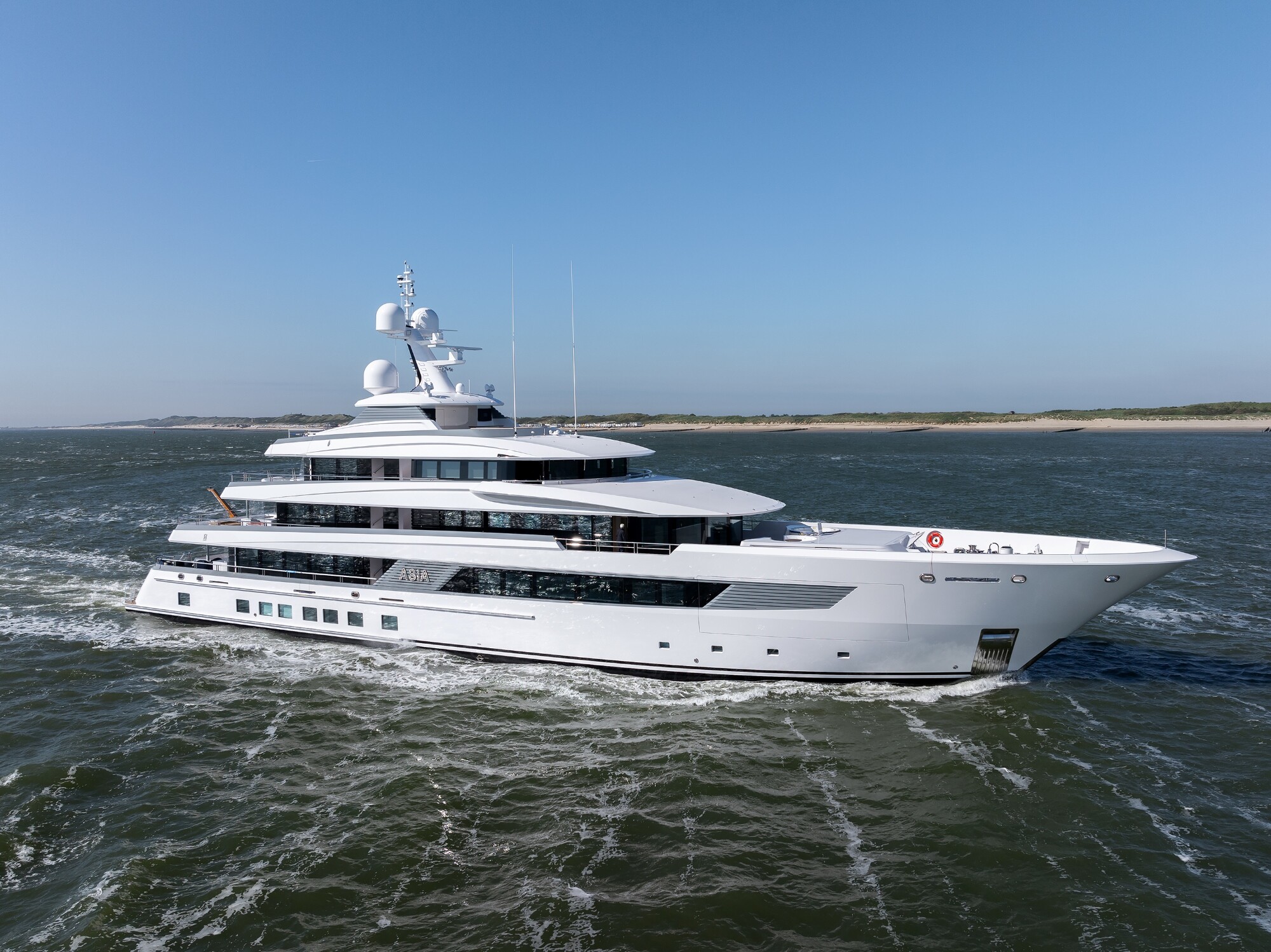 The luxury yacht ASIA, built by Royal Hakvoort Shipyard, features an elegant design and state-of-the-art amenities for a premium yachting experience. | luxury yacht, Royal Hakvoort Shipyard, ASIA, elegant design, state-of-the-art amenities | Fraser Yachts