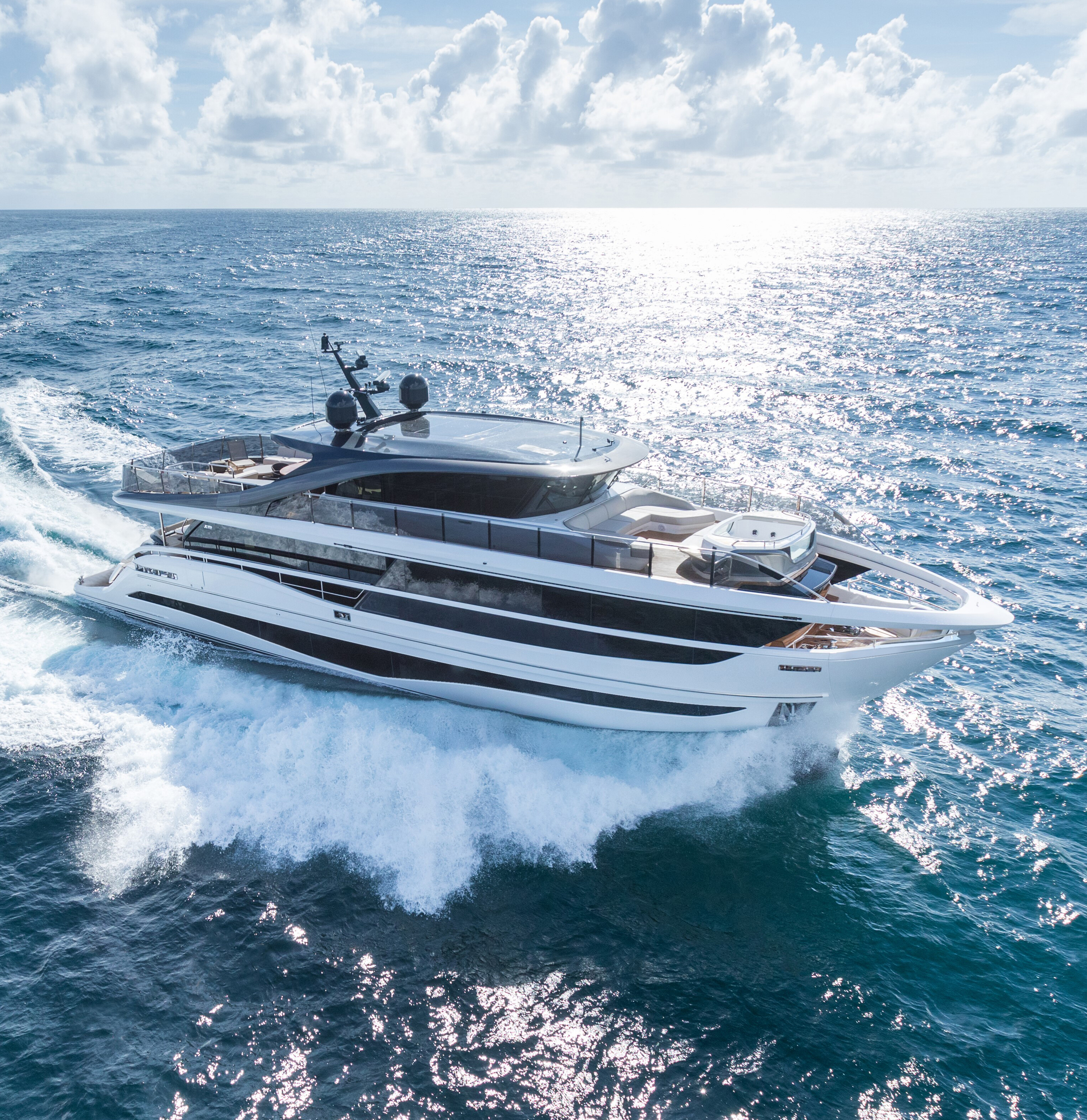 The elegant X95U yacht at PRINCESS Shipyard, showcasing contemporary design and luxurious features. | X95U yacht, PRINCESS Shipyard, luxury yacht, yacht design, shipbuilding, contemporary design | Fraser Yachts