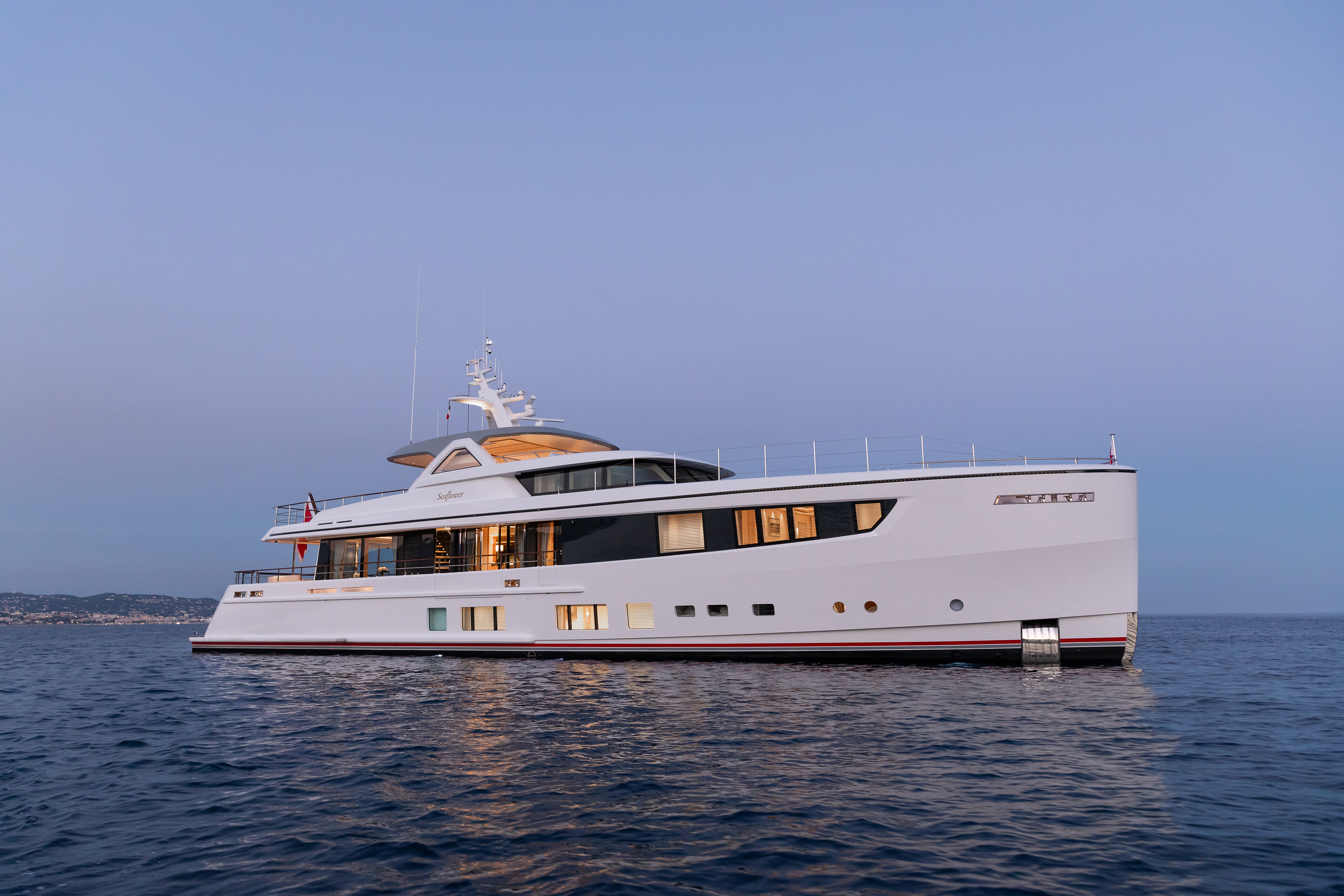 The luxury yacht SEAFLOWER, crafted by Mulder Shipyard, features a sophisticated design and exceptional amenities for a luxurious cruising experience. | luxury yacht, Mulder Shipyard, SEAFLOWER, sophisticated design, exceptional amenities | Fraser Yachts