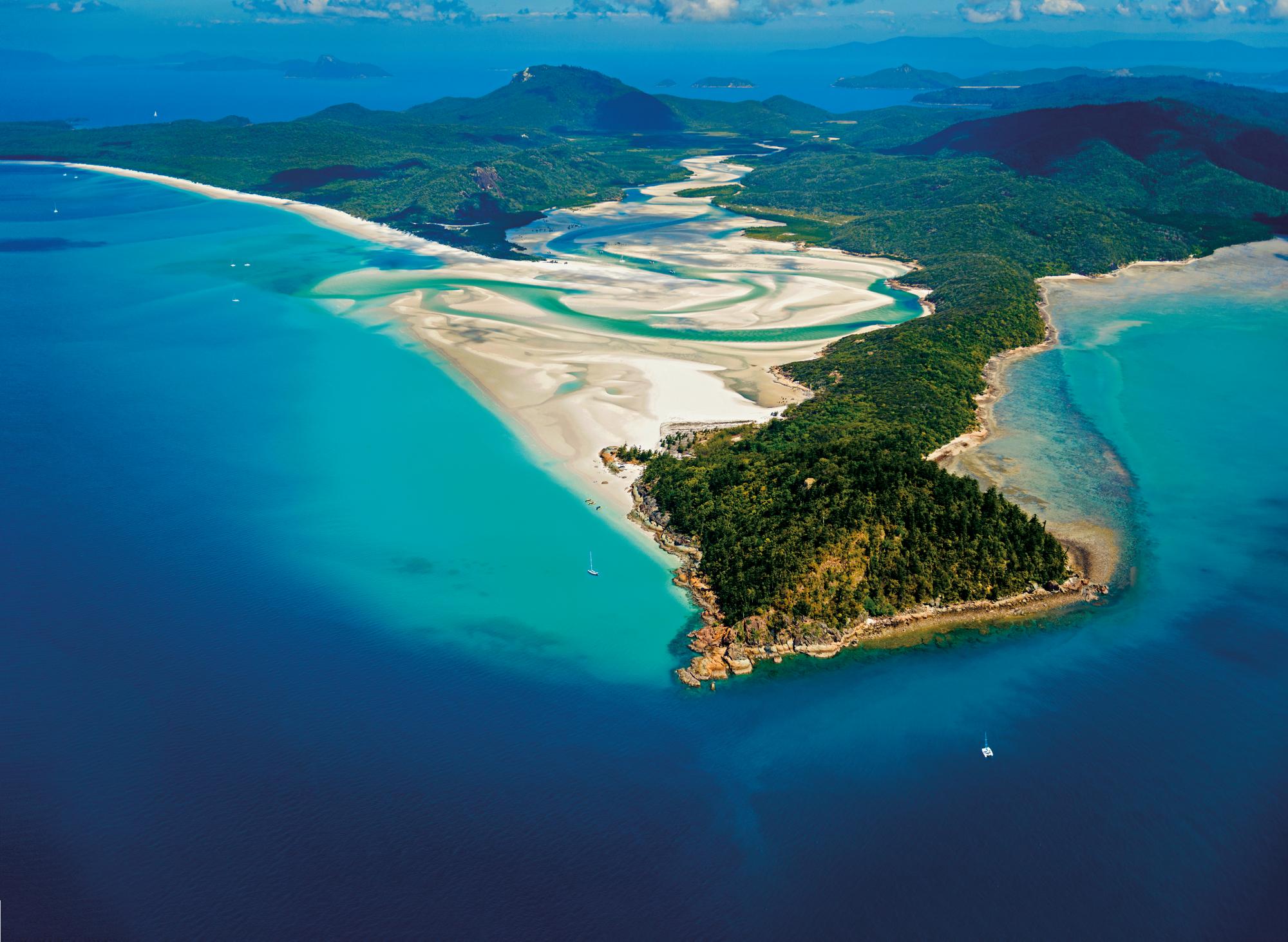 Discover the pristine beauty of Whitehaven Beach in the Whitsunday Islands, Australia, with Fraser Yachts. | Australasia, Australia, Whitehaven Beach, Whitsunday Islands, yacht charter | Fraser