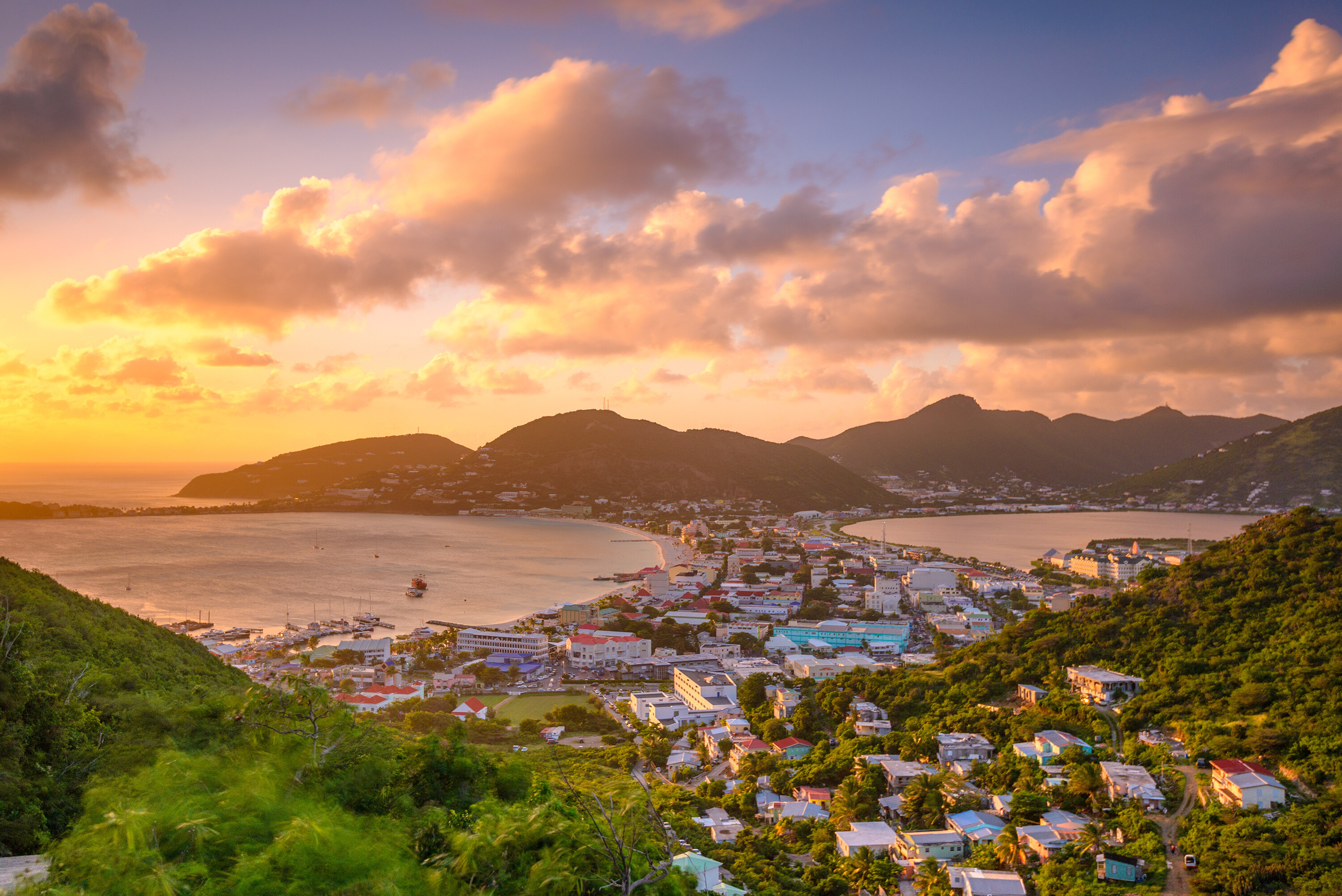 Sint Maarten Yacht Charter | Luxury Superyacht Holidays with Fraser
