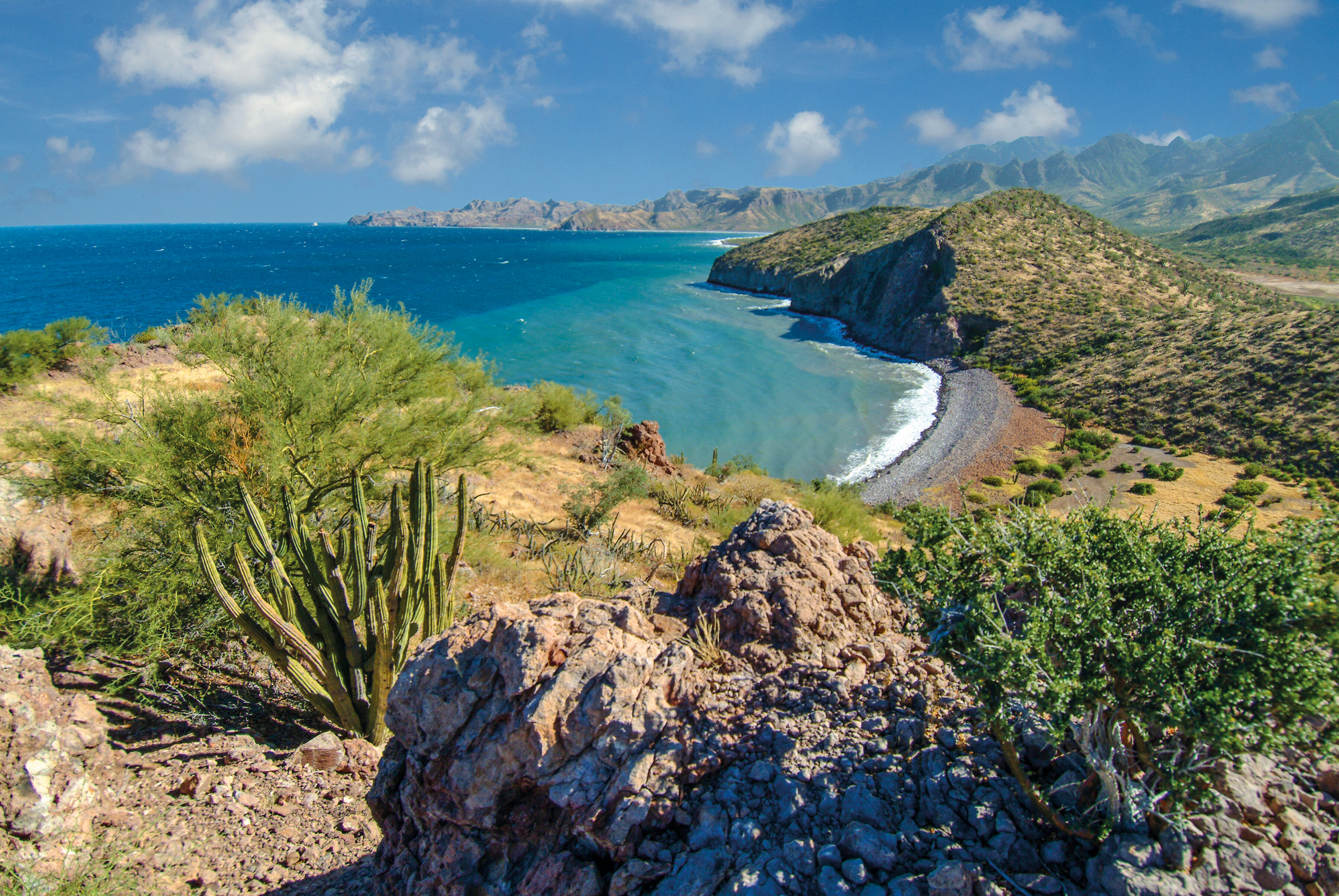 Mexico_Baja iStock_000044898994_HR-RrUXIo0M.jpg