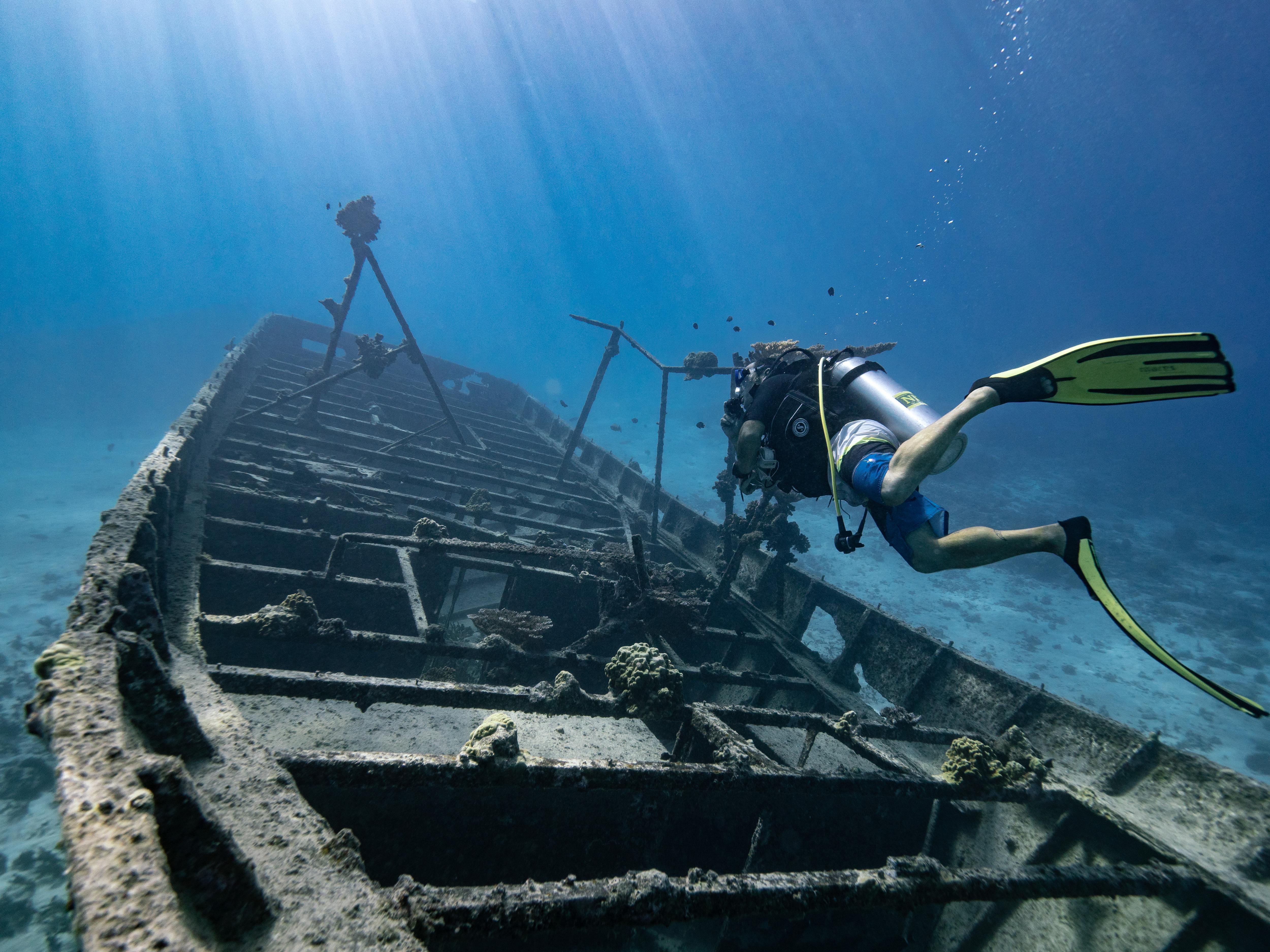 P2_02_TAHITI_Photo_8 © Mark Fitz-5184x3888-4MKbIFmc.jpg