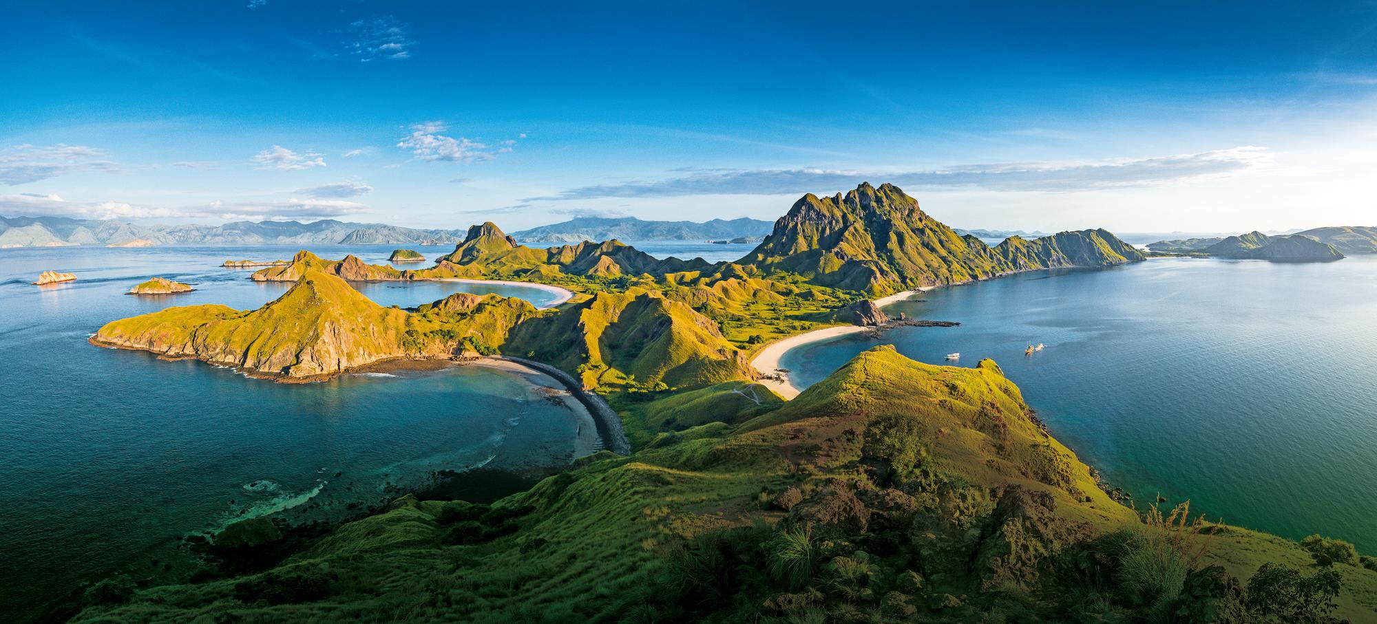 Explore the natural wonders of Komodo Island in Indonesia with Fraser Yachts. | Indonesia, Komodo Island, yacht charter | Fraser