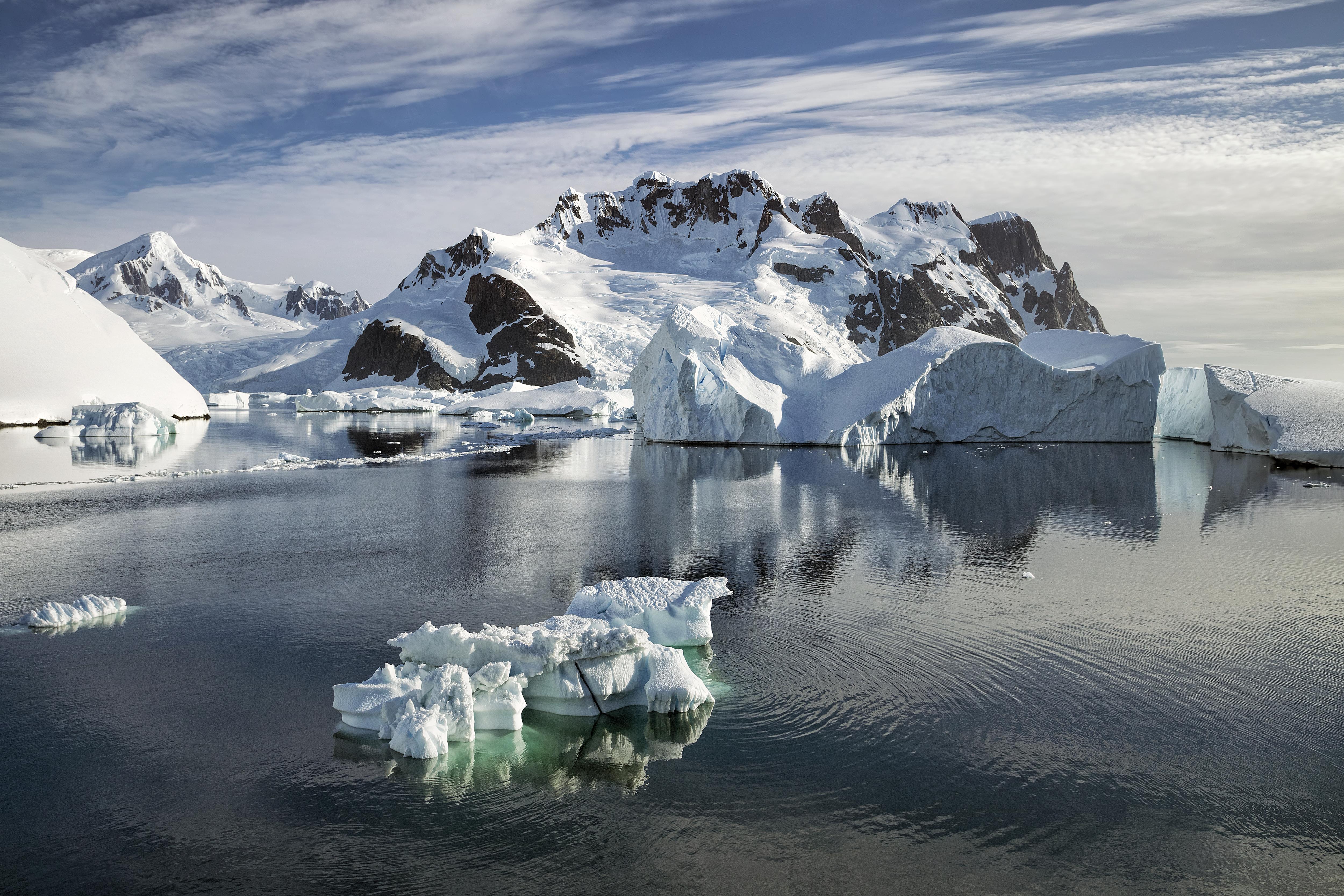 Antarctica_Lemaire Channel_iStock-1186356839-bInwCuX4.jpg