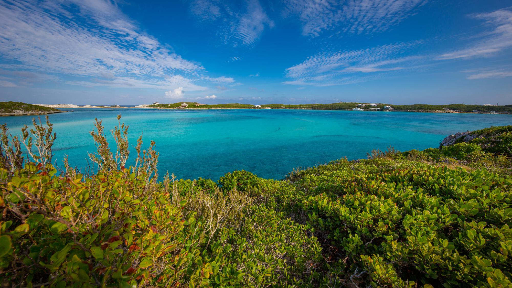 Escape to the sunny, tropical vistas of Staniel Cay in the Exumas, Bahamas, surrounded by natural beauty | Escape, nature, sunny, tropical, Staniel Cay, Exumas, Bahamas | Fraser