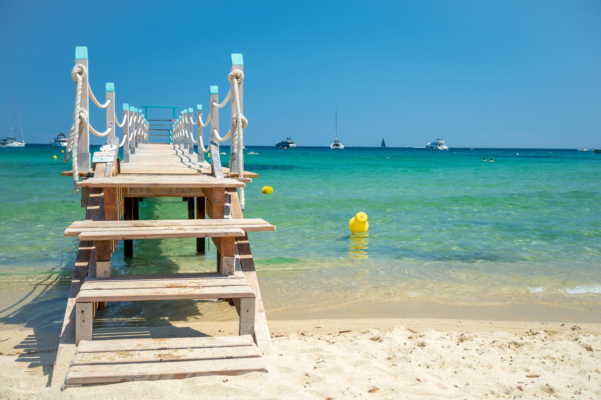 Relax on the stunning Pampelonne Beach in Saint-Tropez, France, a premier destination on the Mediterranean itinerary. | Pampelonne Beach, Saint-Tropez, Mediterranean France itinerary, Fraser Yachts | fraser