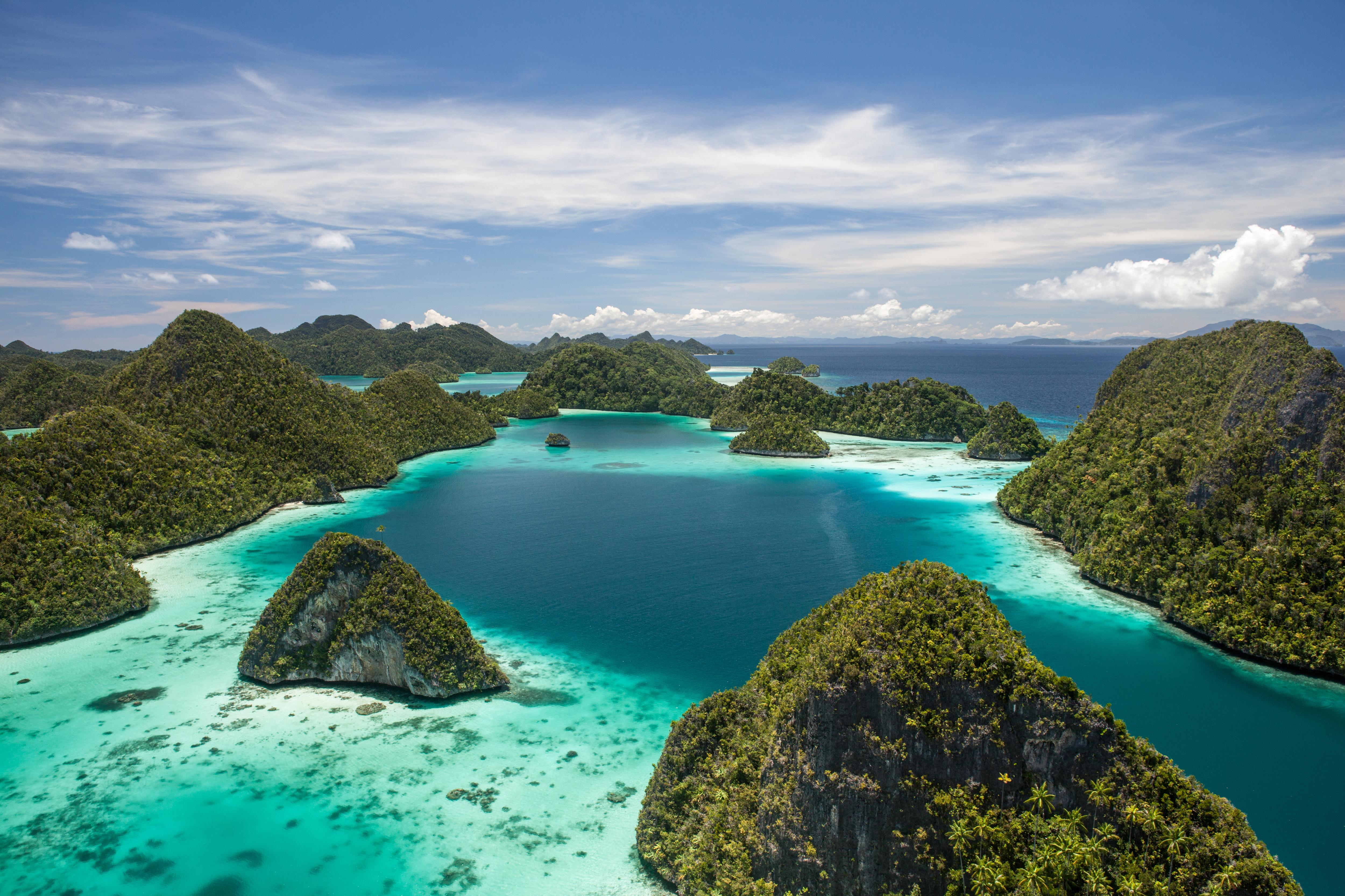 Raja Ampat: charter itinerary