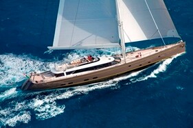 Sail the Seas With the Sleek S/Y OHANA | Fraser Yachts