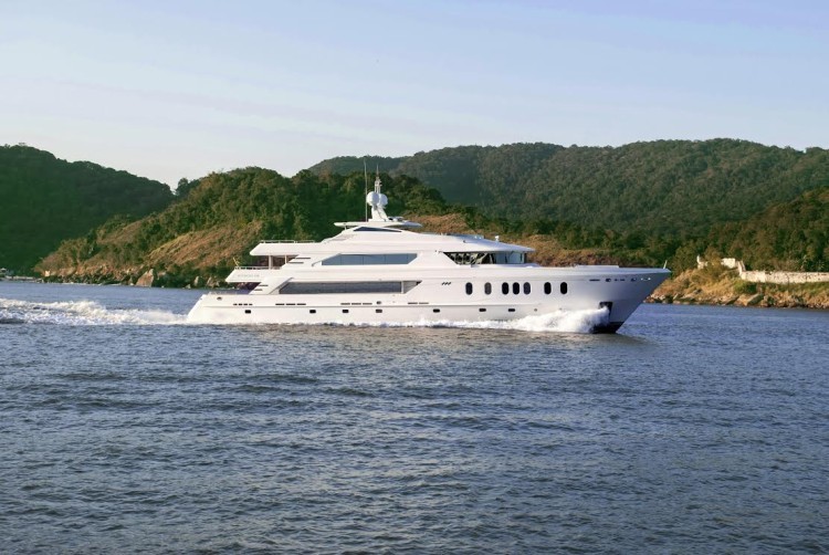 MCP HEMISPHERE 140/02 Fraser Yachts