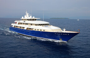 Discover the South Pacific by Chartering M/Y LAUREL | Fraser Yachts