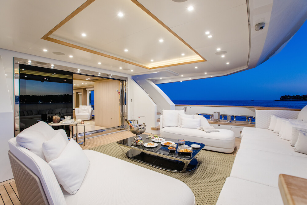 K yacht for charter