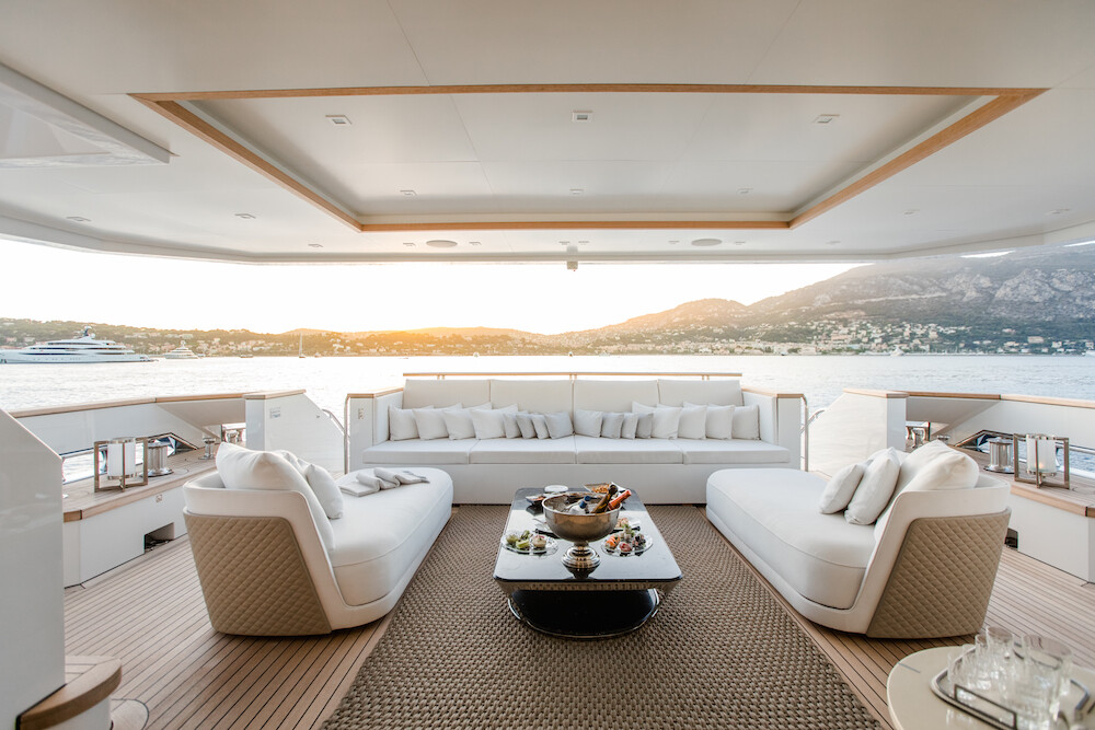 K yacht for charter