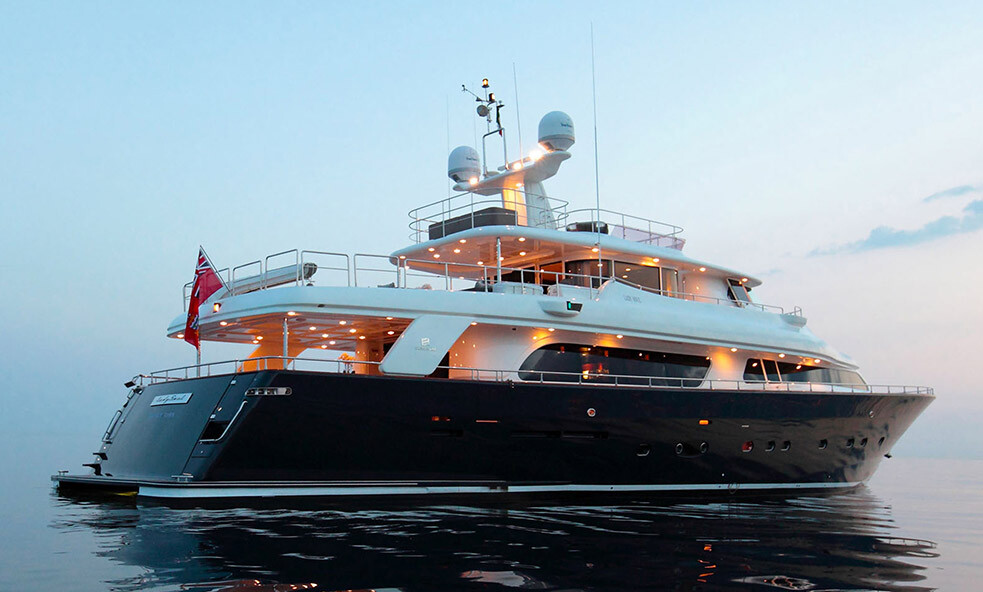 31m/101' LADY SOUL Joins the Fraser Sales Fleet | Fraser Yachts