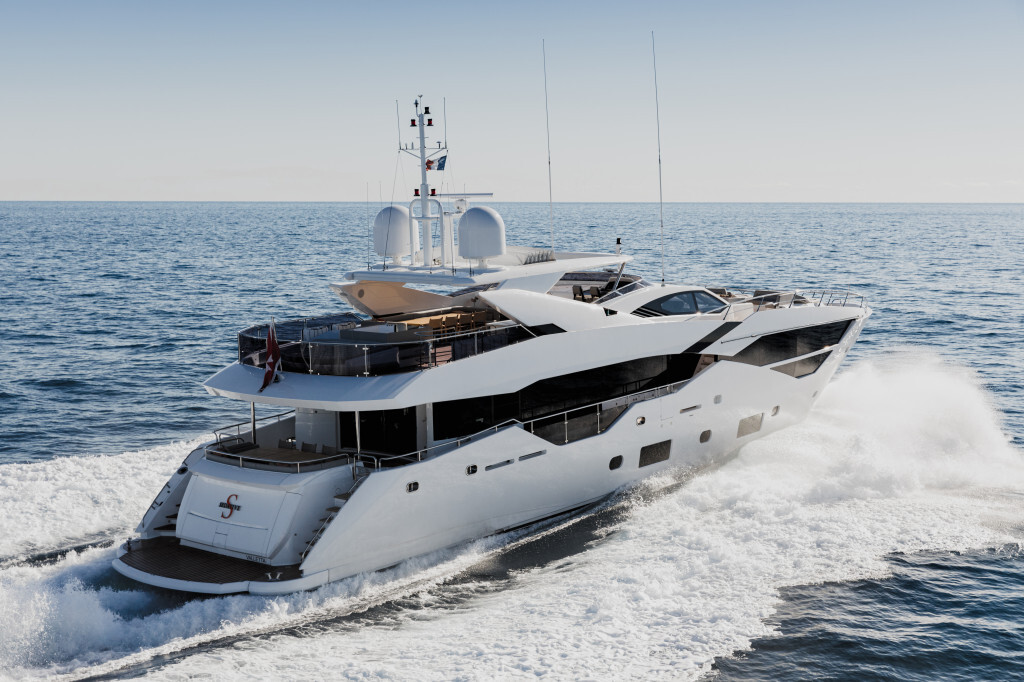 SEDATIVE (35m/115') Sold! | Fraser Yachts