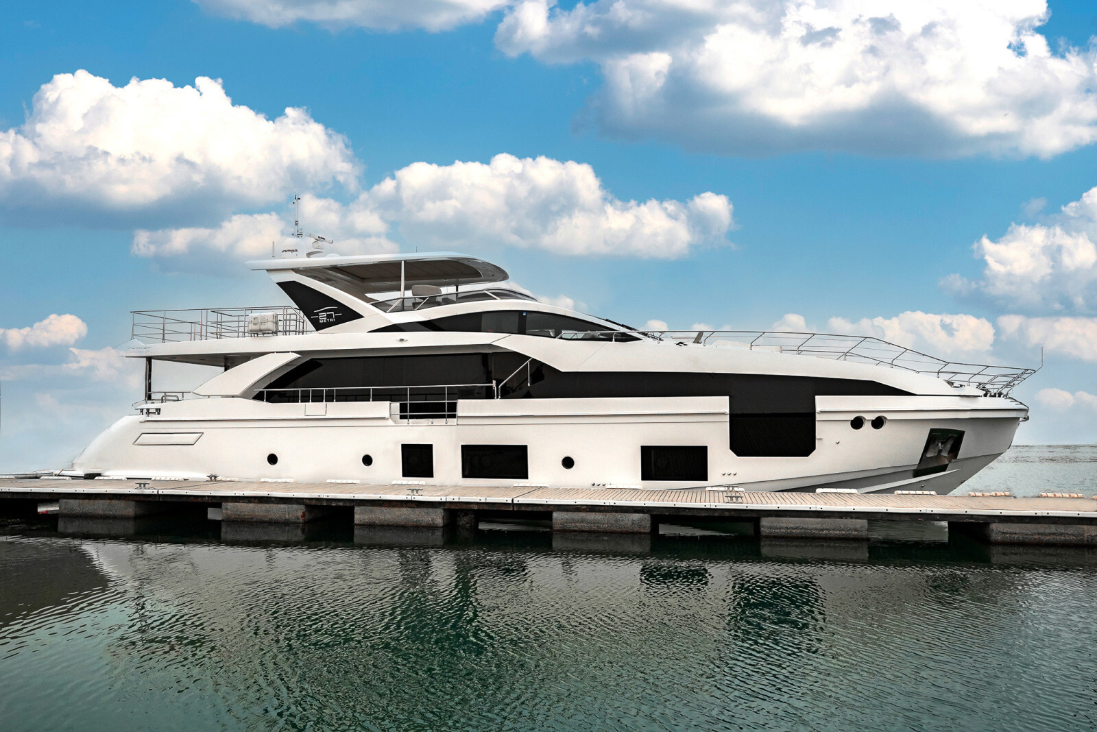 Azimut Grande Metri 27 #23 Joins the Fraser Sales Fleet | Fraser Yachts