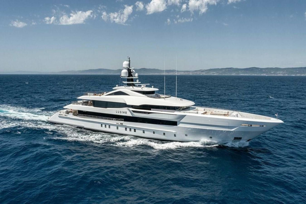 Sale Of M/Y LUSINE Continues To See Fraser Brokers Lead The Market In Luxury Yacht Sales | Fraser Yachts