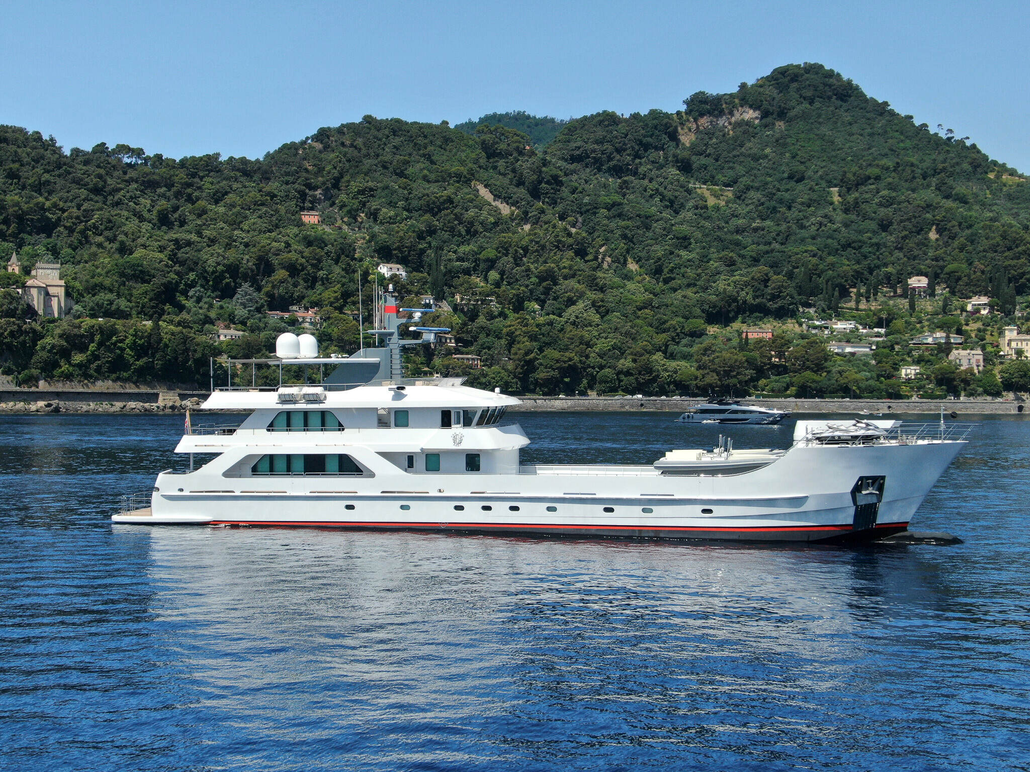 FAR FAR AWAY Now for Sale With Fraser | Fraser Yachts