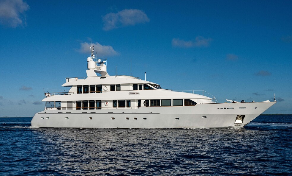 Welcoming PACKAGE DEAL to the Fraser Charter Fleet | Fraser Yachts