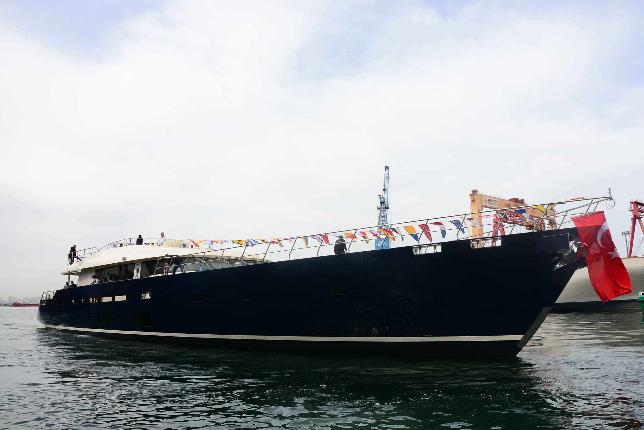 New Build Sailing Yacht LEGATO Is Launched | Fraser Yachts