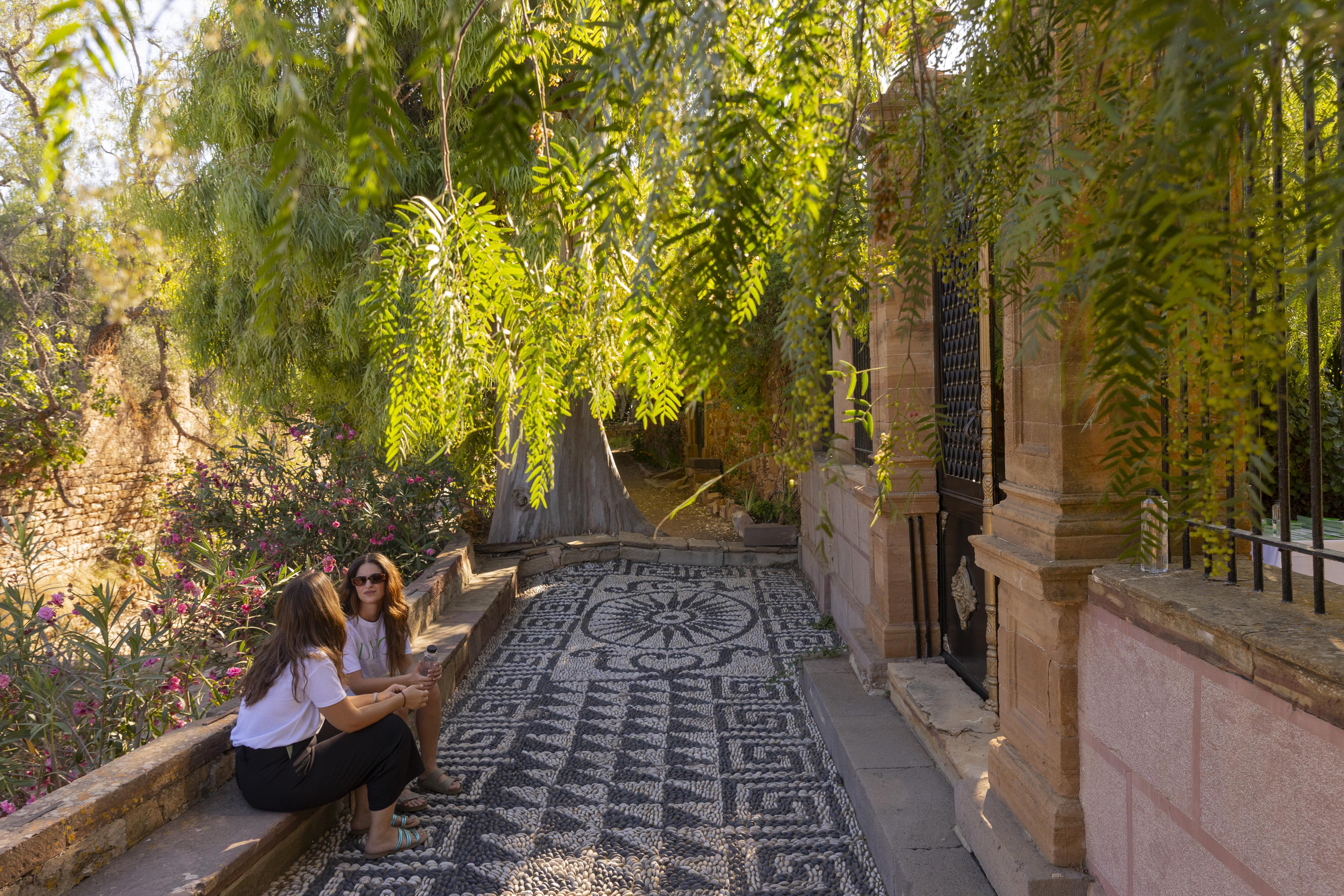 Fraser_DEO_2025_Chios_Art_003.jpeg